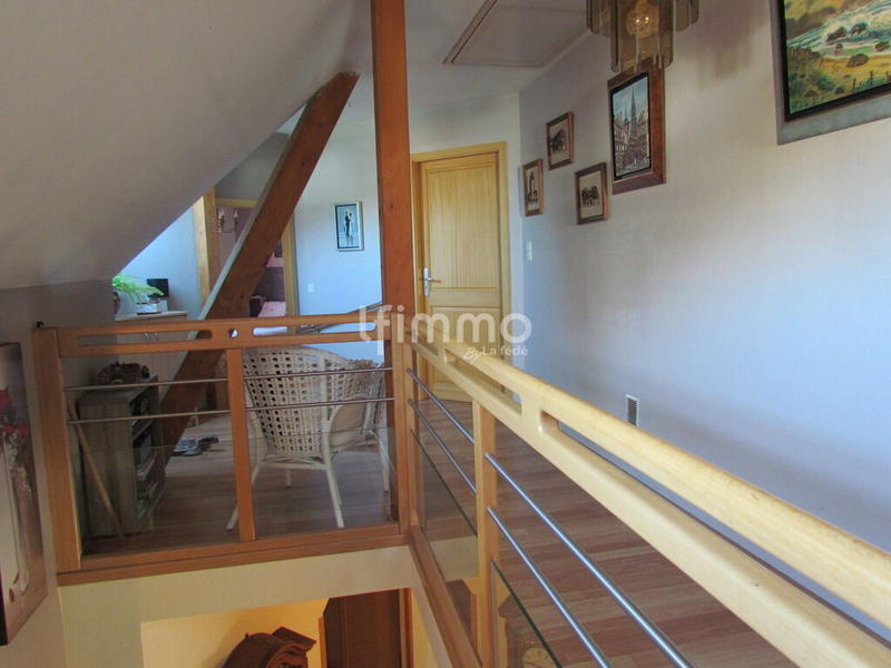 Maison - 180 m² - 7 pièces