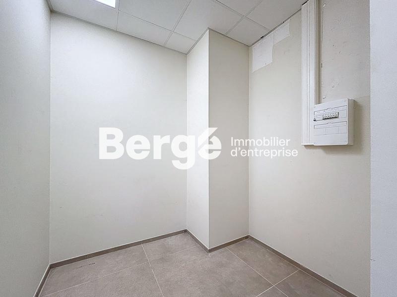 Local commercial - 394 m²