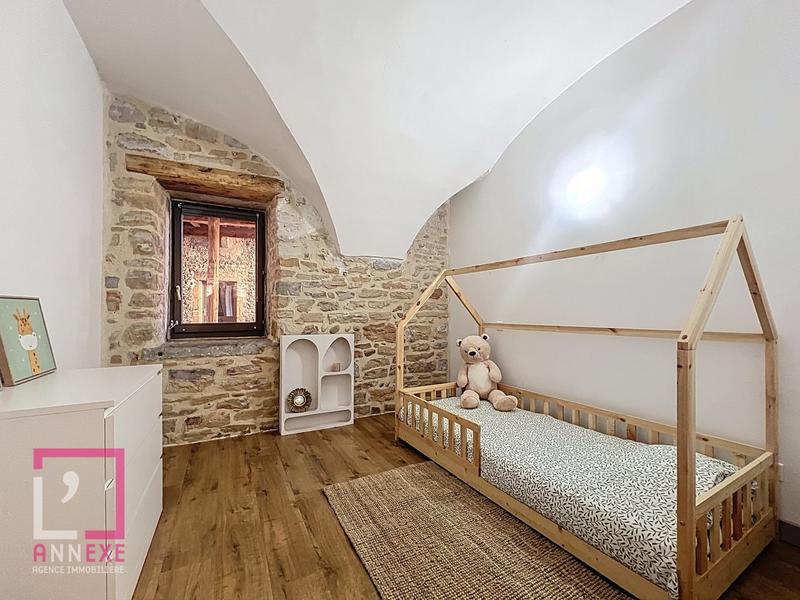 Appartement - 95 m² - 4 pièces