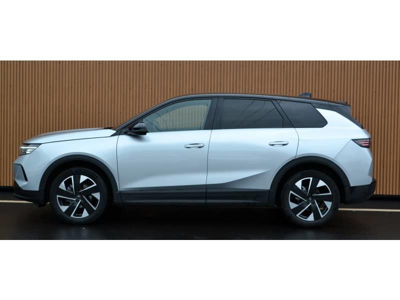 Opel grandland 1.2 Turbo Hybrid 136 ch e-Dct6 Gs