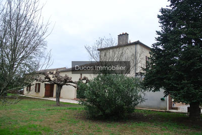 Maison - 365 m² - 8 pièces