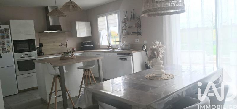 Maison - 90 m² - 4 pièces