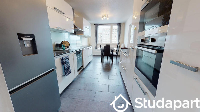 Chambre - 11 m² - 1 pièce