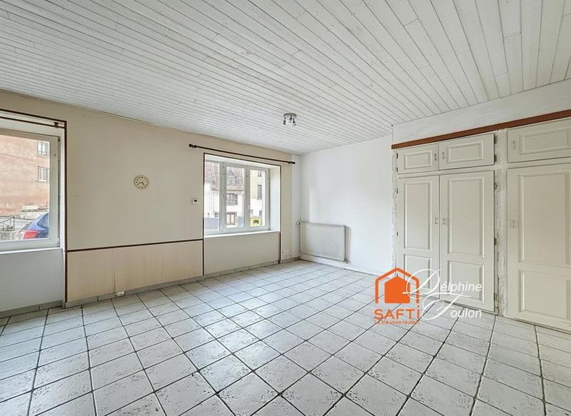 Maison - 140 m² - 8 pièces