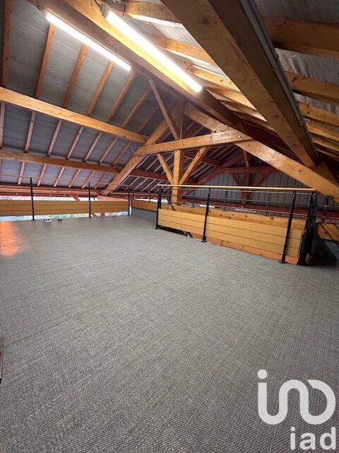 Maison - 216 m² - 6 pièces