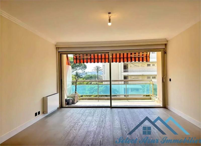 Appartement - 95 m² - 4 pièces