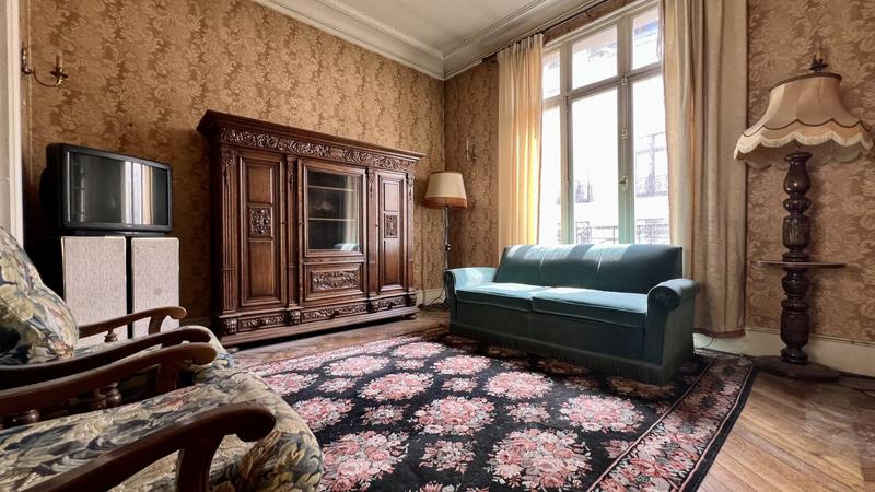 Appartement - 131 m² - 6 pièces