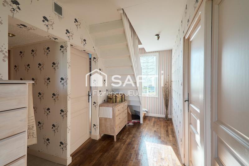 Maison - 120 m² - 6 pièces