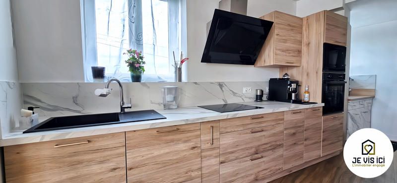 Maison - 98 m² - 5 pièces