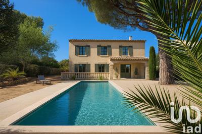 Maison - 174 m² - 6 pièces