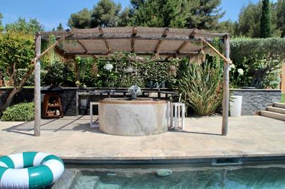 Maison - 206 m² - 6 pièces