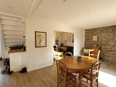 Maison - 91 m² - 5 pièces