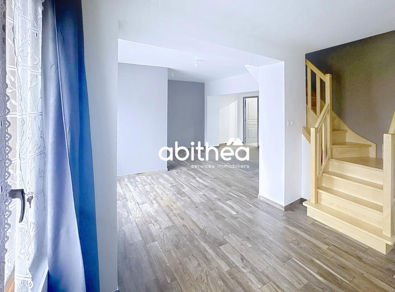 Maison - 184 m² - 7 pièces