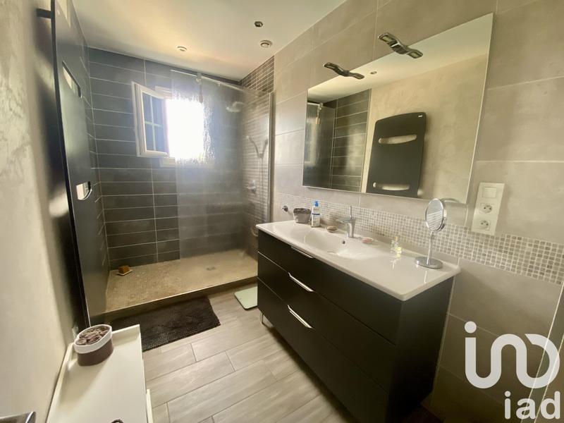 Maison - 215 m² - 5 pièces