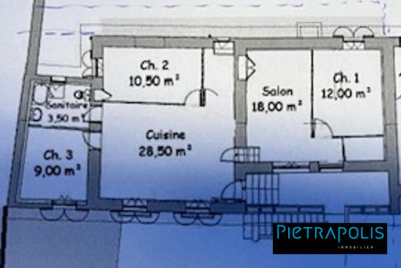 Maison ancienne - 200 m² - 4 pièces