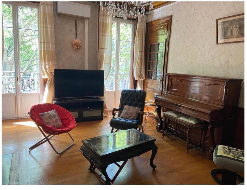 Appartement - 145 m² - 7 pièces