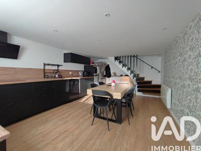 Maison - 94 m² - 4 pièces