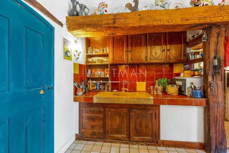 Propriété - 360 m² - 10 pièces