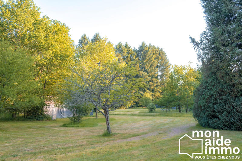 Maison - 340 m² - 15 pièces