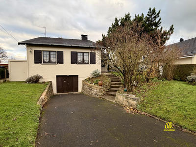 Maison - 109 m² - 6 pièces