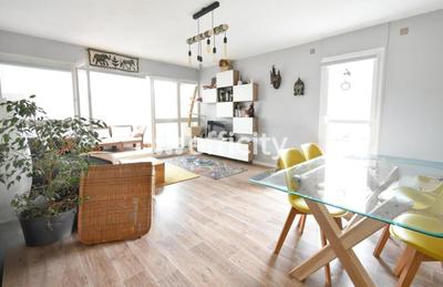 Appartement - 60 m² - 2 pièces