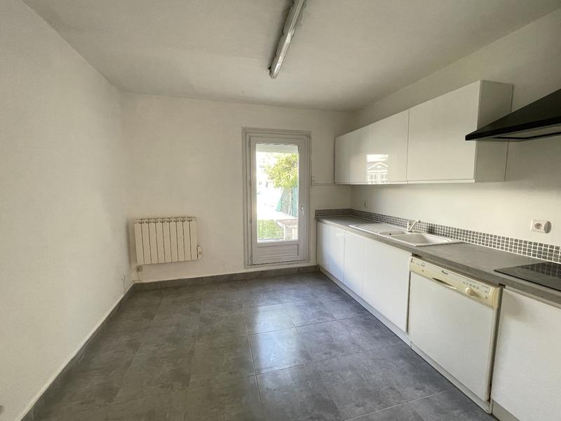 Maison - 97 m² - 6 pièces