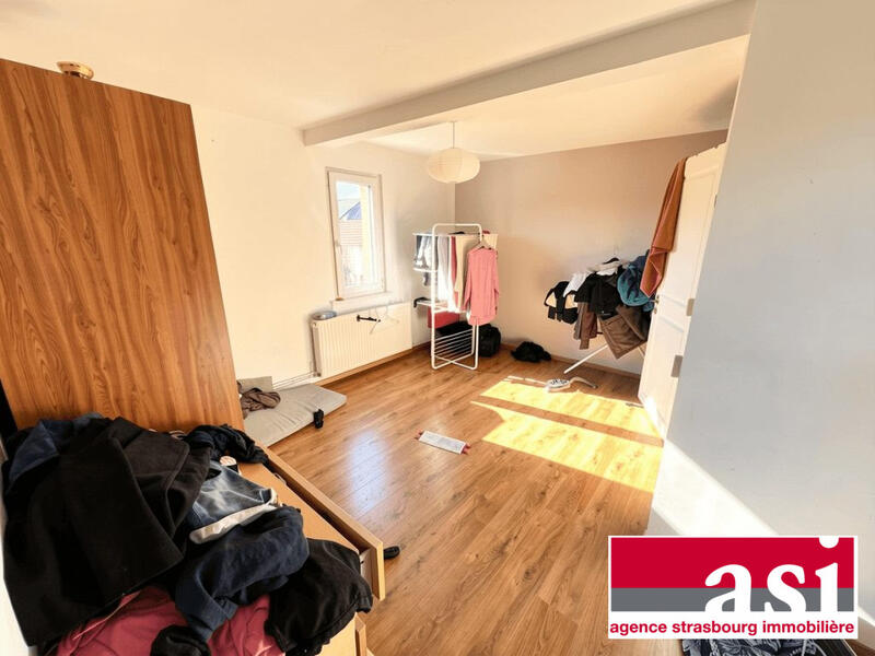 Maison traditionnelle - 117 m² - 4 pièces