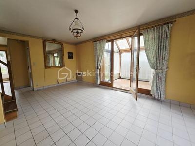 Maison traditionnelle - 94 m² - 4 pièces