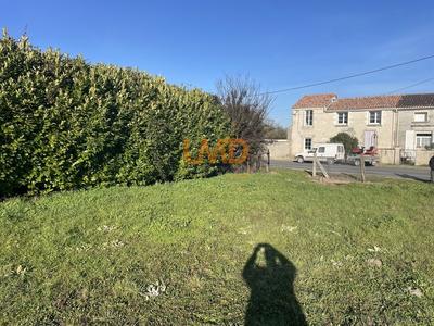 Terrain constructible - 1 193 m²