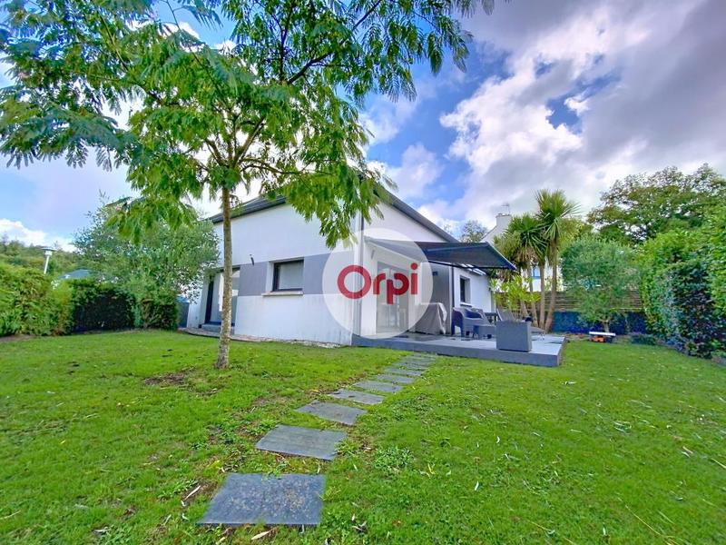 Maison - 92 m² - 5 pièces