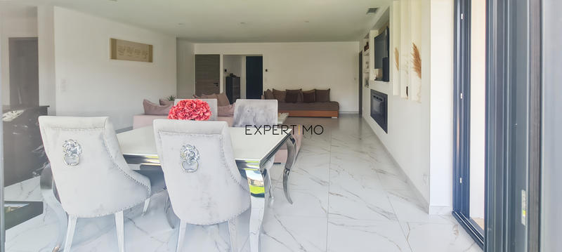 Villa - 136 m² - 5 pièces