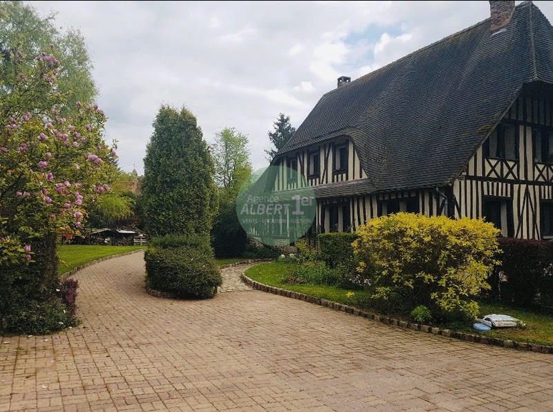 Maison - 200 m² - 6 pièces