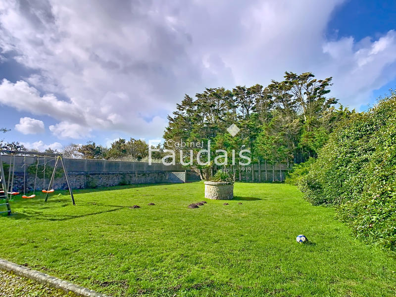 Villa - 100 m² - 7 pièces