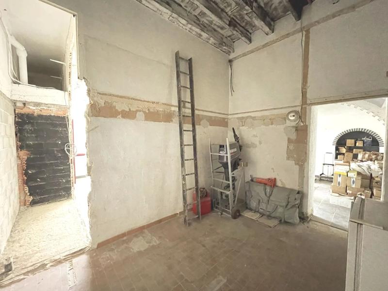 Local commercial - 92 m² - 3 pièces