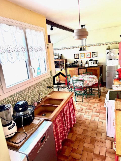 Maison - 90 m² - 6 pièces