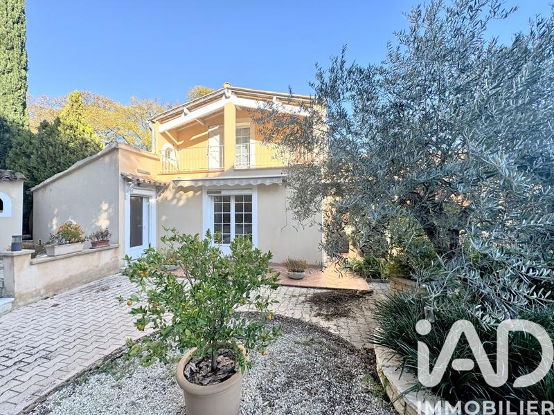 Maison - 162 m² - 6 pièces