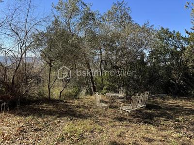 Villa - 90 m² - 5 pièces