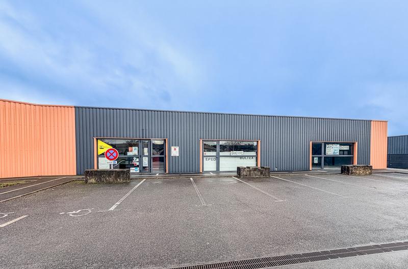 Local commercial - 383 m²