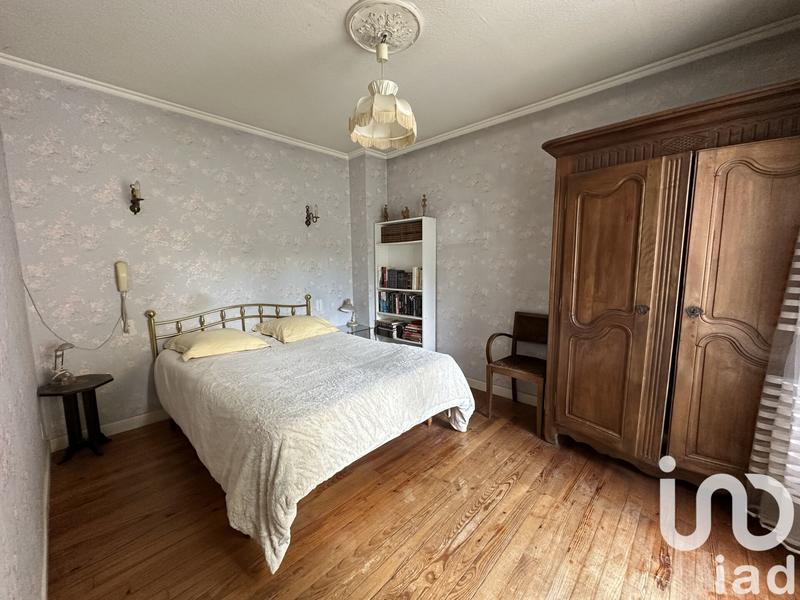 Maison - 186 m² - 8 pièces