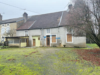 Maison - 90 m² - 5 pièces