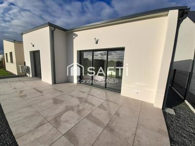 Maison - 98 m² - 4 pièces