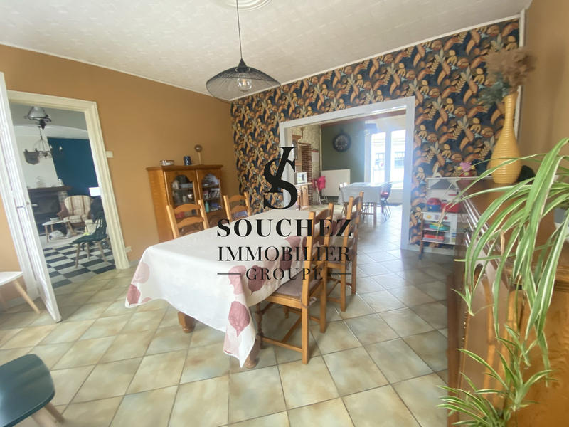 Maison traditionnelle - 145 m² - 7 pièces