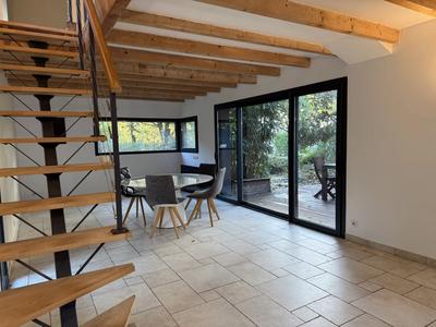 Bureau - 98 m² - 4 pièces