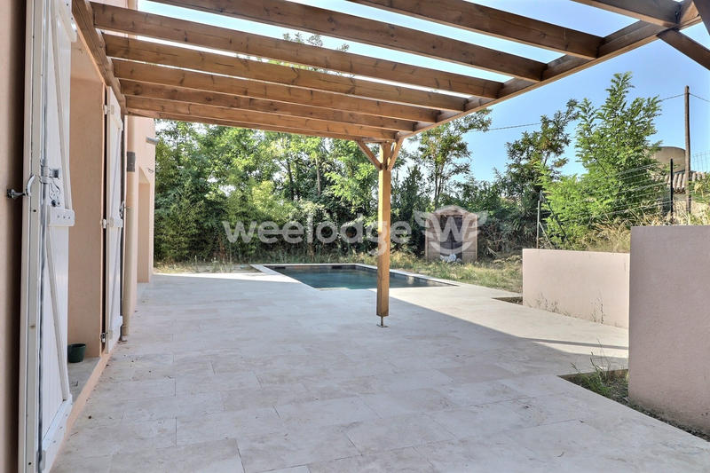 Maison traditionnelle - 174 m² - 7 pièces