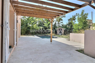 Maison traditionnelle - 174 m² - 7 pièces