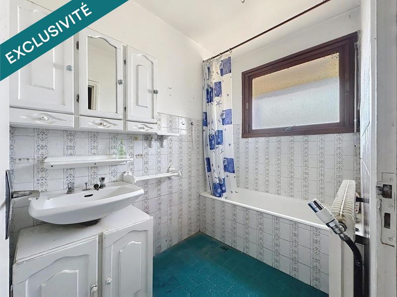 Maison - 98 m² - 8 pièces