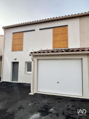 Maison - 97 m² - 5 pièces