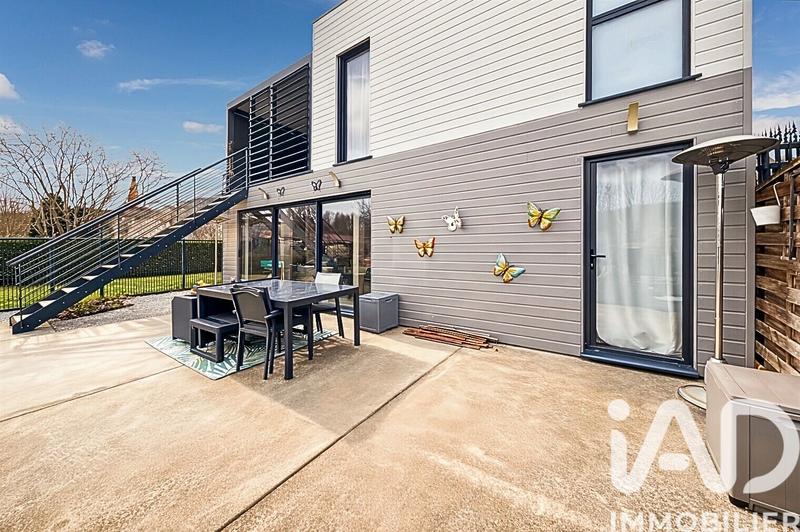 Maison - 158 m² - 8 pièces