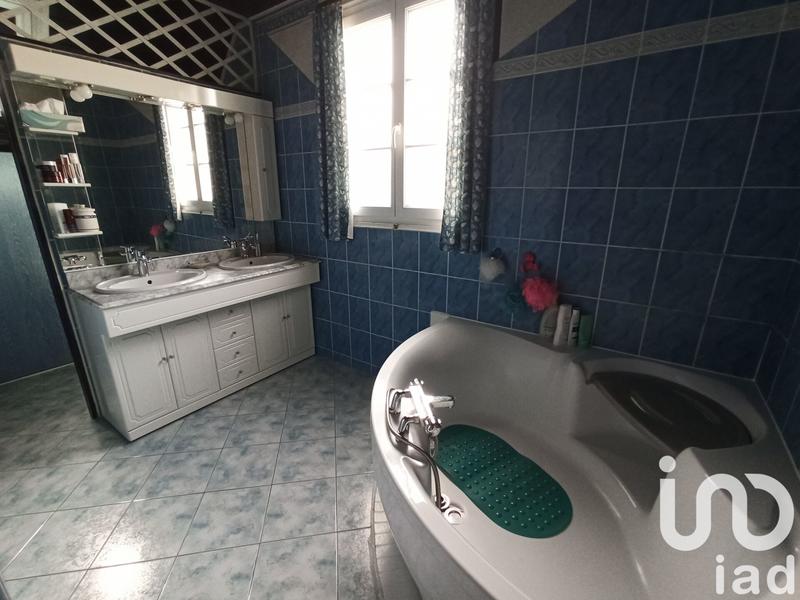 Maison - 163 m² - 6 pièces