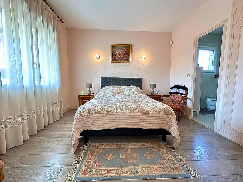 Maison - 145 m² - 7 pièces